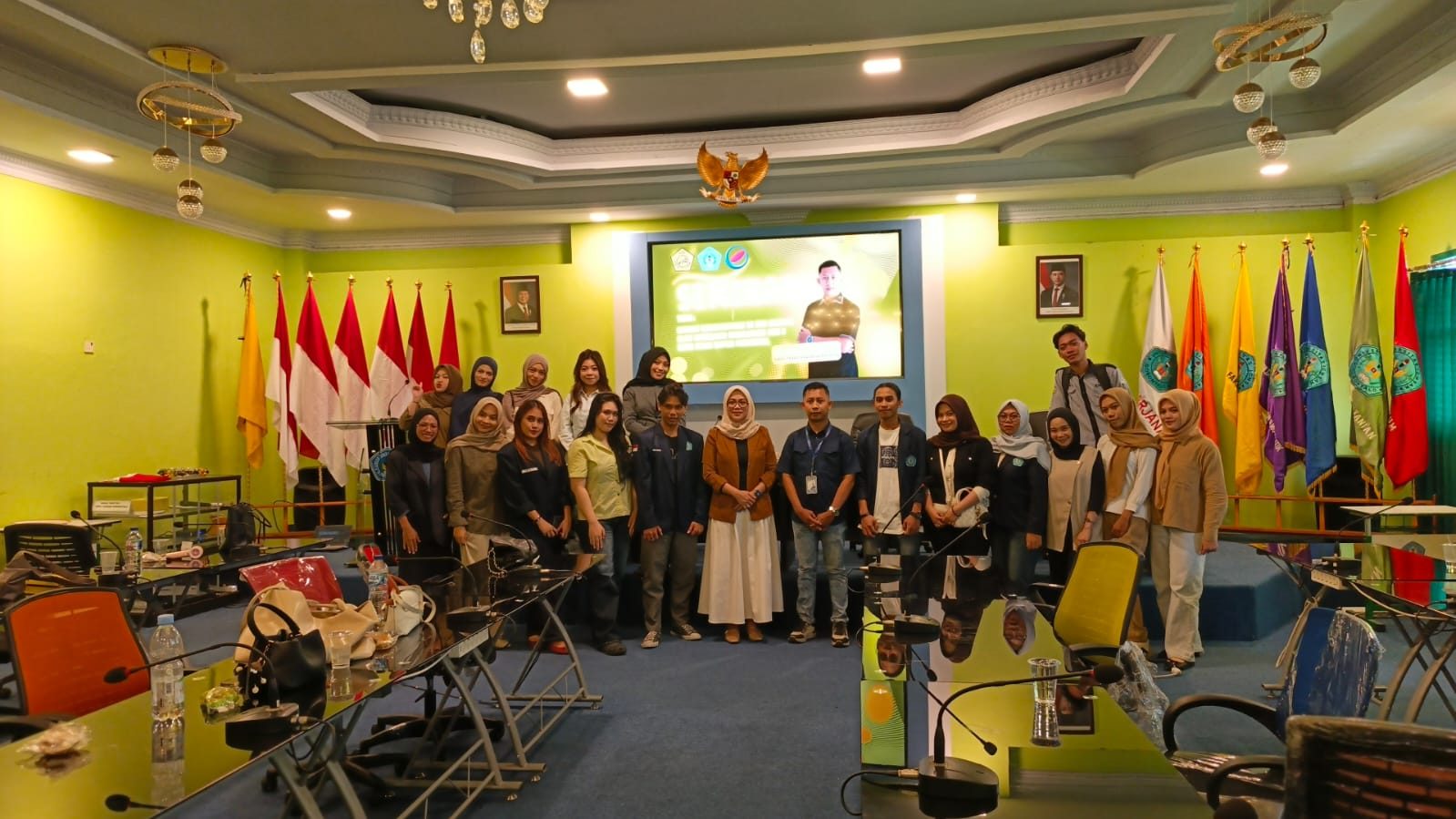 Cerdas Berinvestasi di Era Digital, BEM FE Universitas Ichsan Gorontalo Gelar Seminar Khusus Mahasiswa