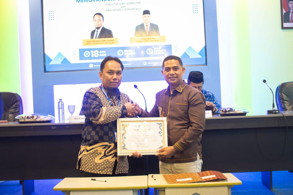 Fakultas Ilmu Komputer Unisan Gorontalo Gelar Seminar Teknologi dan Tandatangani MOA dengan Pemerintah Kecamatan Dumbo Raya serta Dua Sekolah