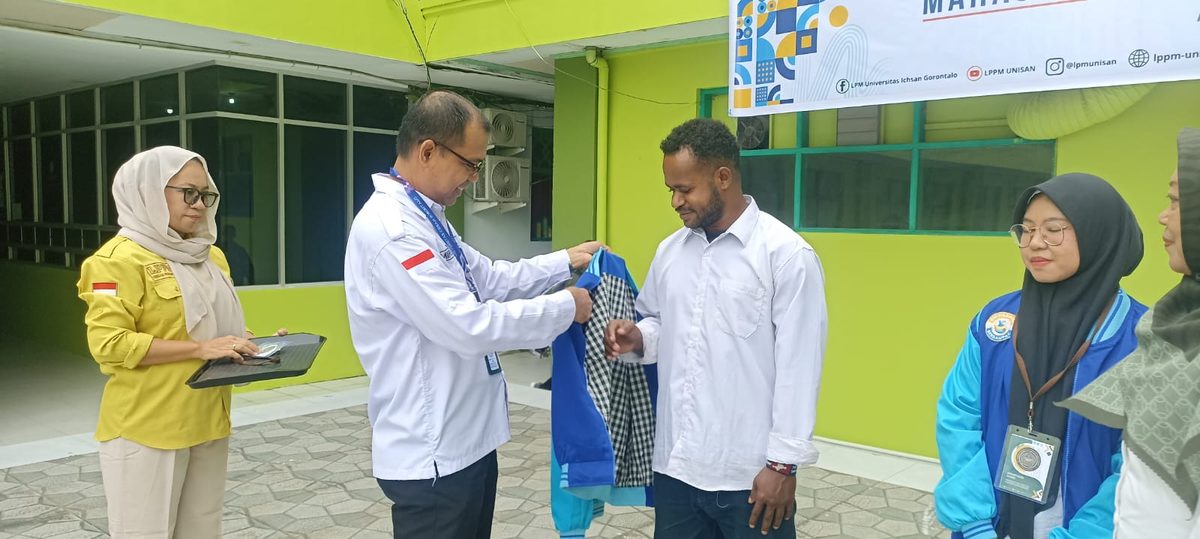 Rektor UNISAN Lepas 333 Mahasiswa KKN 2026, Hadirkan Desa Bersinar dan Kampung KB sebagai Program Khusus